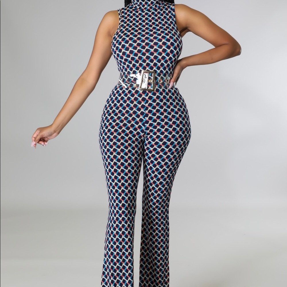 Sleeveless Navy Blue Geometric Print Jumpsuit Size Medium
